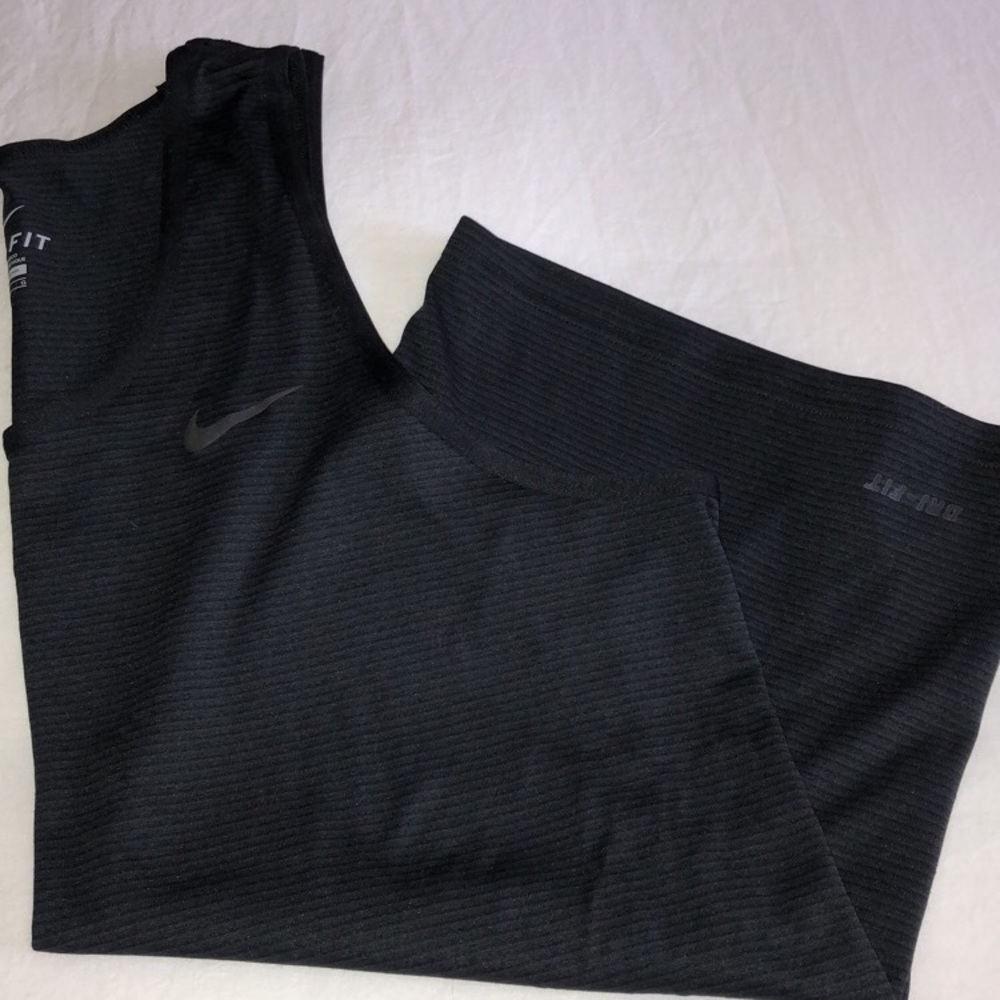 NIKE DRI-FIT LOOSE TANK